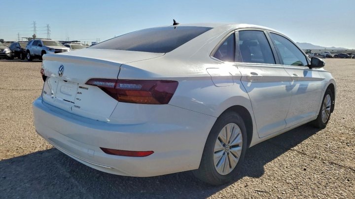 Volkswagen JETTA  2019