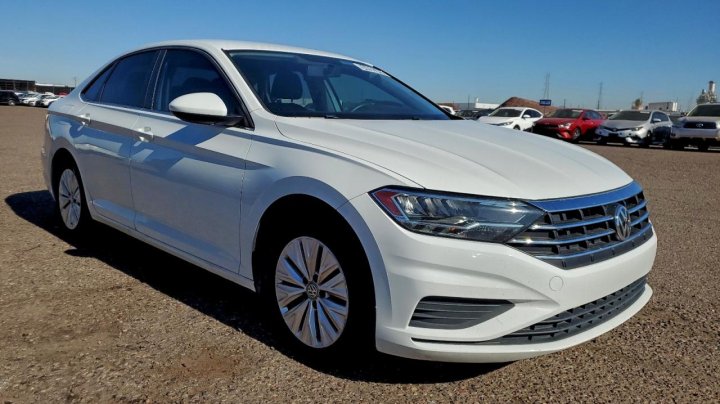 Volkswagen JETTA  2019