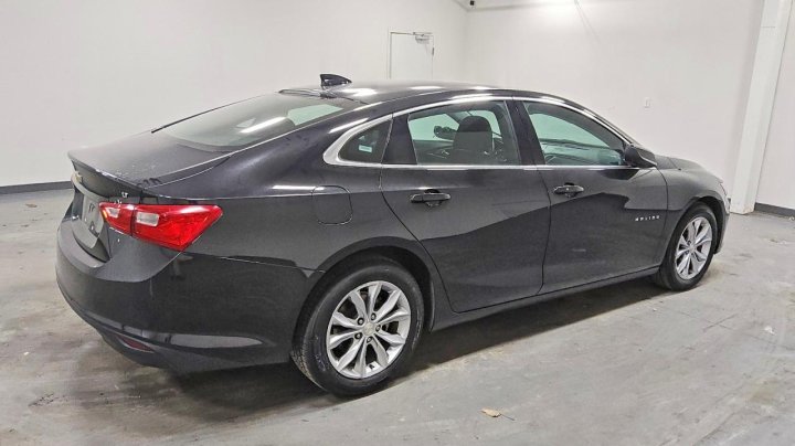 Chevrolet Malibu  2023