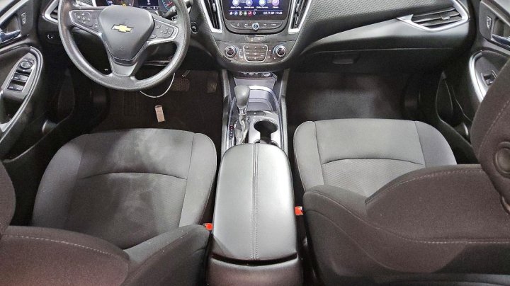 Chevrolet Malibu  2023