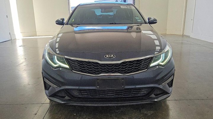 KIA Optima  2020
