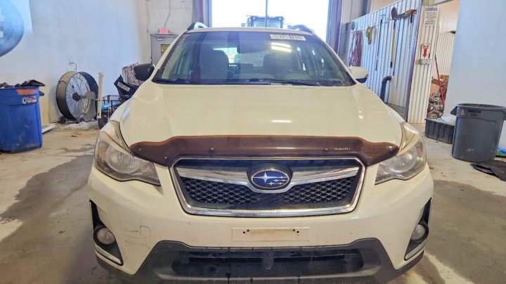 Subaru CROSSTREK  2016