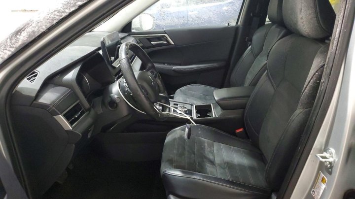 Mitsubishi Outlander  2024