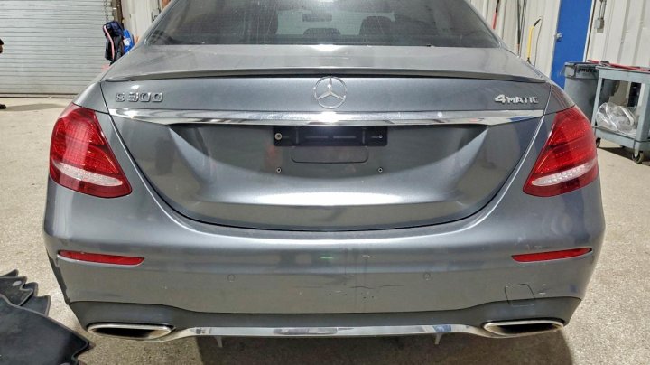 Mercedes-Benz E  2018