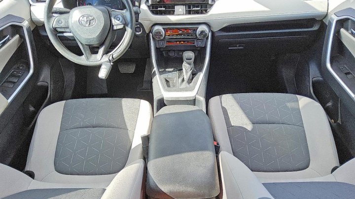 Toyota RAV4  2023