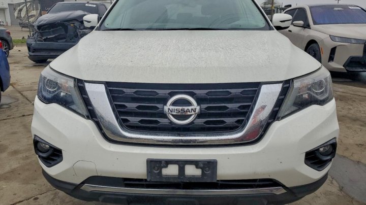 Nissan Pathfinder  2019