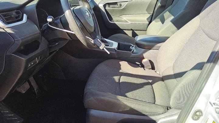 Toyota RAV4  2025