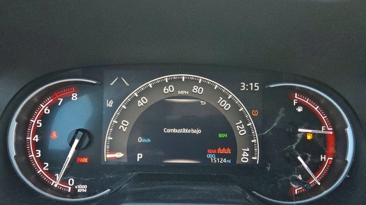 Toyota RAV4  2025
