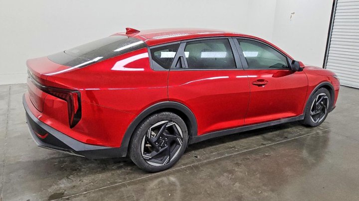 KIA K4  2025