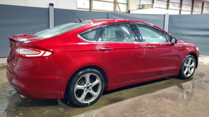 Ford FUSION  2015