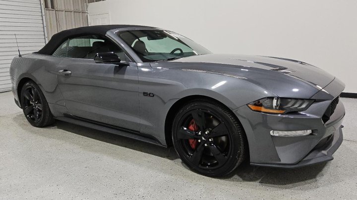Ford MUSTANG  2021