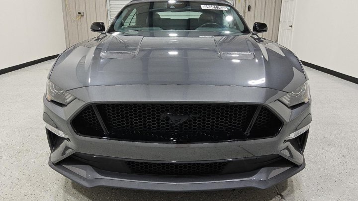 Ford MUSTANG  2021