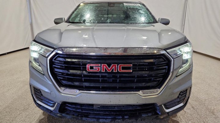 GMC TERRAIN  2024