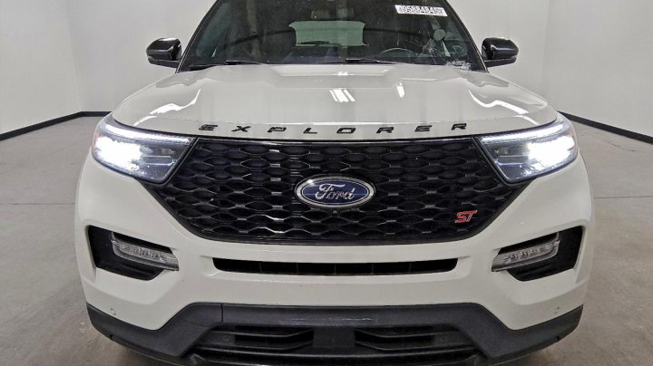 Ford Explorer  2023