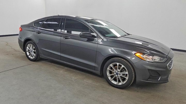 Ford FUSION  2020