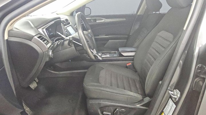 Ford FUSION  2020