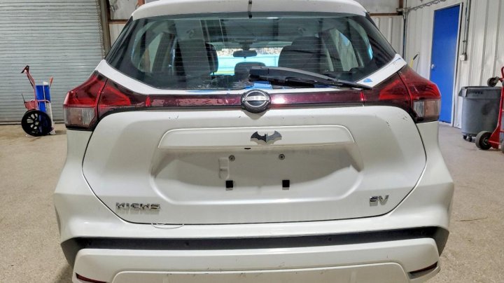 Nissan Kicks  2023