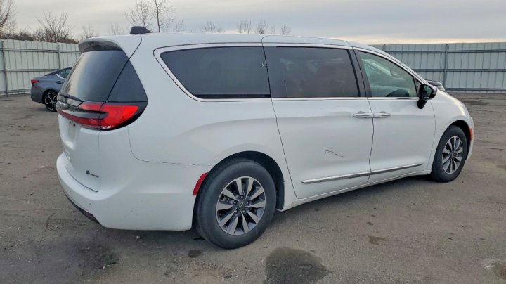 CHRYSLER Pacifica  2023