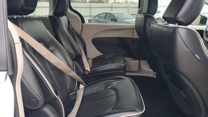 CHRYSLER Pacifica  2023