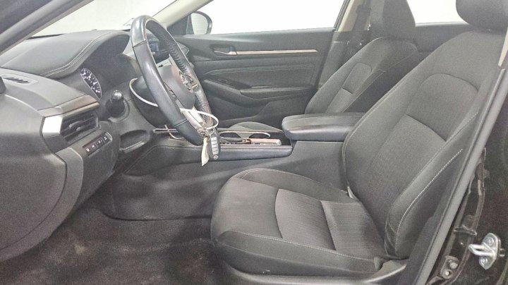 Nissan Altima  2023