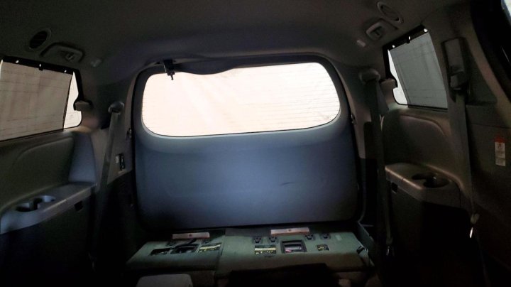 Toyota SIENNA  2016