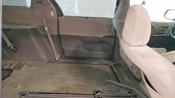 Toyota SIENNA  2016