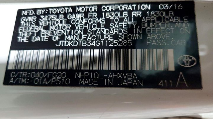 Toyota PRIUS C  2016