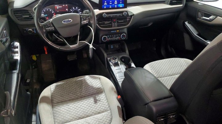 Ford Escape  2021
