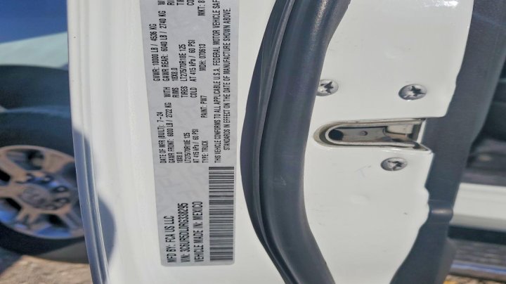 RAM 2500  2024
