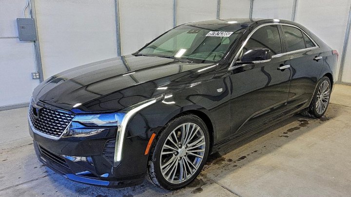 Cadillac CT4  2023