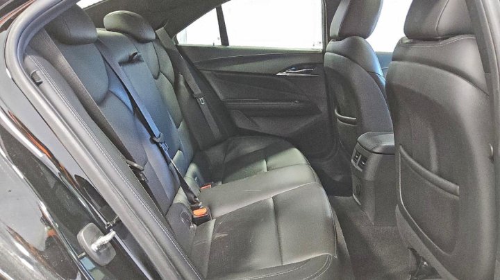 Cadillac CT4  2023