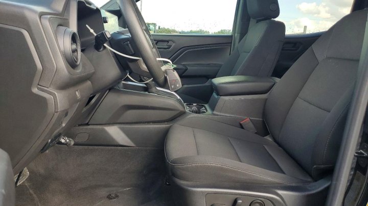 Chevrolet Colorado  2023