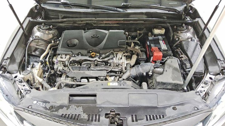 Toyota Camry  2019