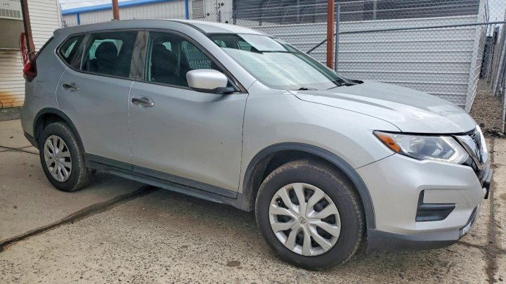 Nissan ROGUE  2020