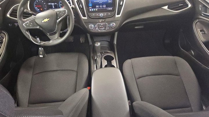 Chevrolet Malibu  2020