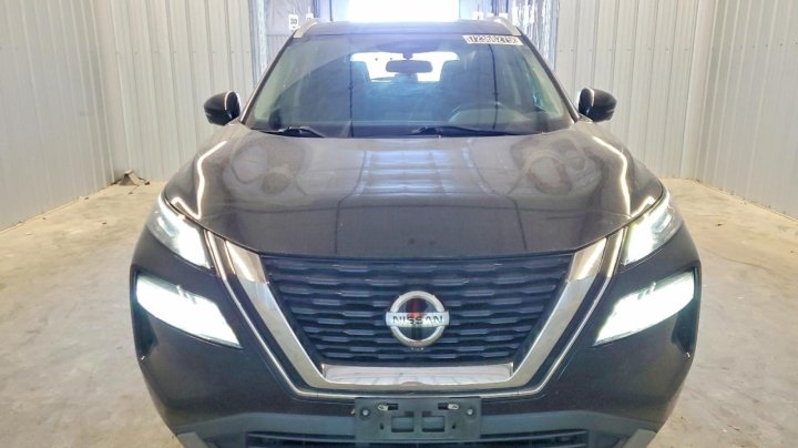 Nissan ROGUE  2021