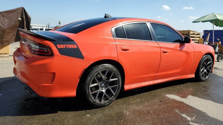 Dodge Charger  2017