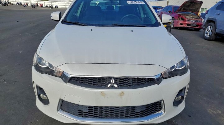 Mitsubishi Lancer  2017