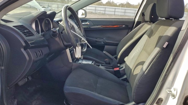Mitsubishi Lancer  2017