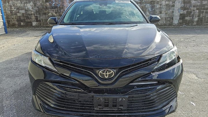Toyota Camry  2019