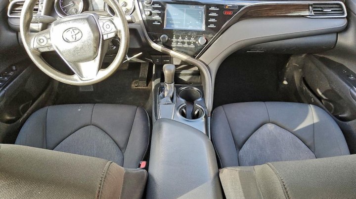 Toyota Camry  2019