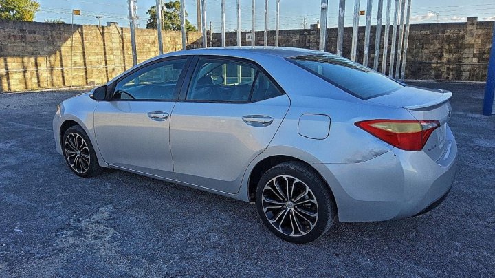 Toyota Corolla  2016
