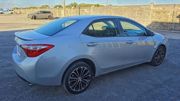 Toyota Corolla  2016