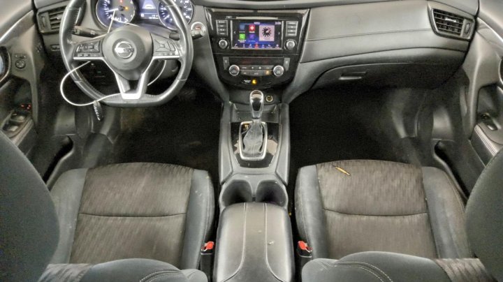 Nissan ROGUE  2018