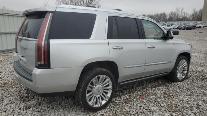 Cadillac Escalade  2015
