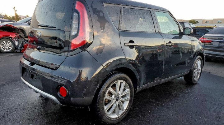 KIA Soul  2018