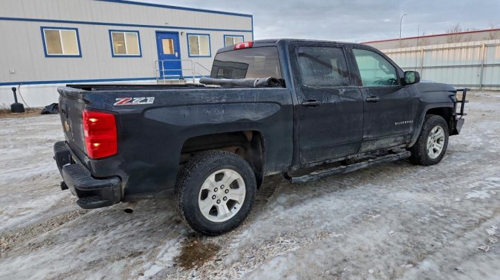Chevrolet Silverado  2017