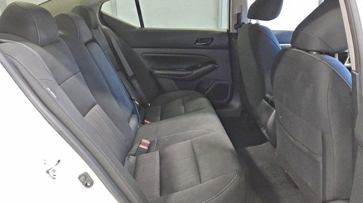 Nissan Altima  2023
