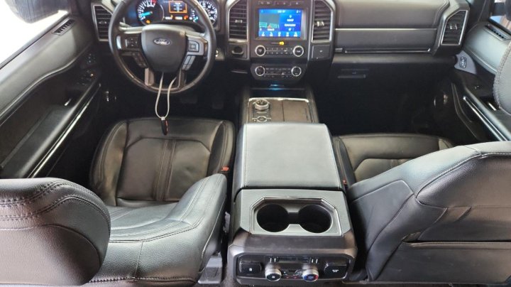 Ford EXPEDITION  2021