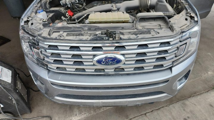 Ford EXPEDITION  2021